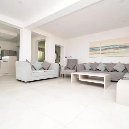 Serenity With Sea View Apartamento