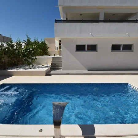 Serenity With Sea View *