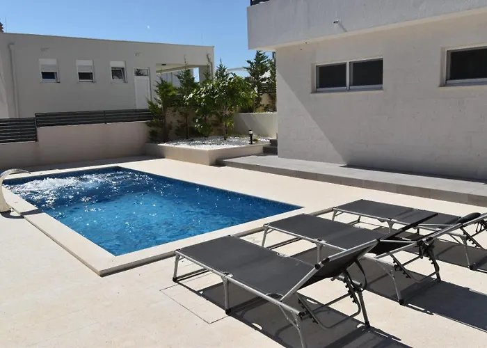 Serenity With Sea View Apartament