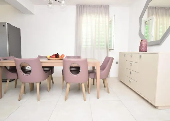 Serenity With Sea View Apartament Ražanac